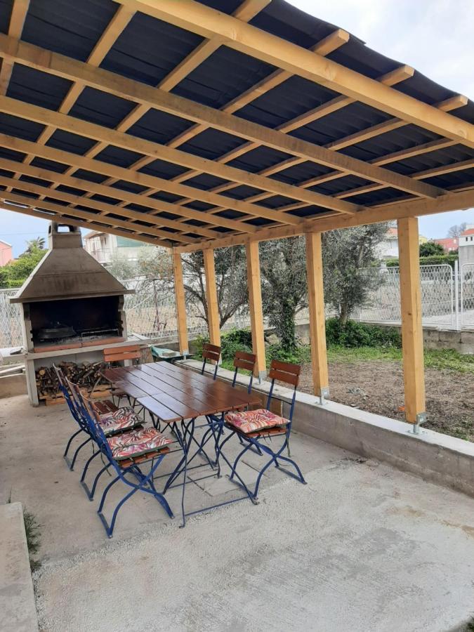 Apartman Jezidzic Kastela Ngoại thất bức ảnh