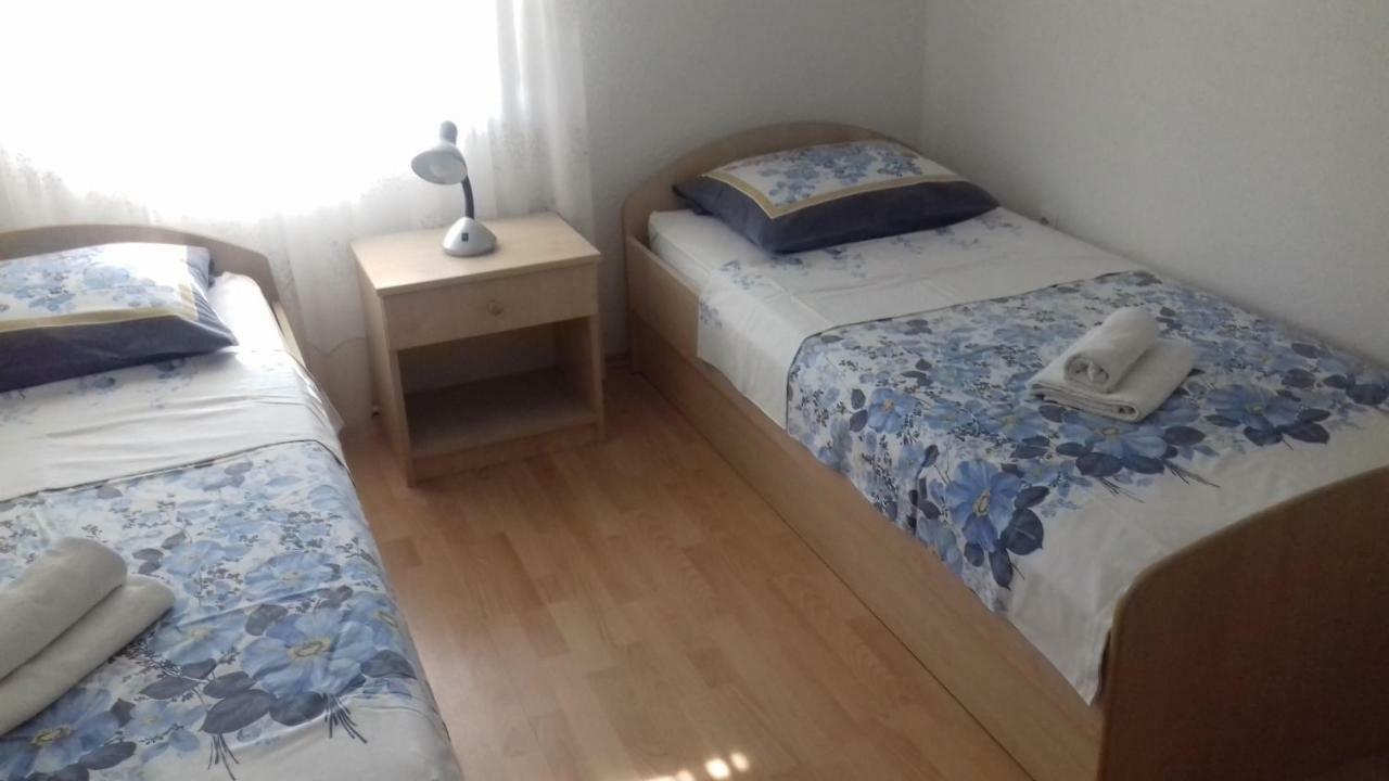 Apartman Jezidzic Kastela Ngoại thất bức ảnh